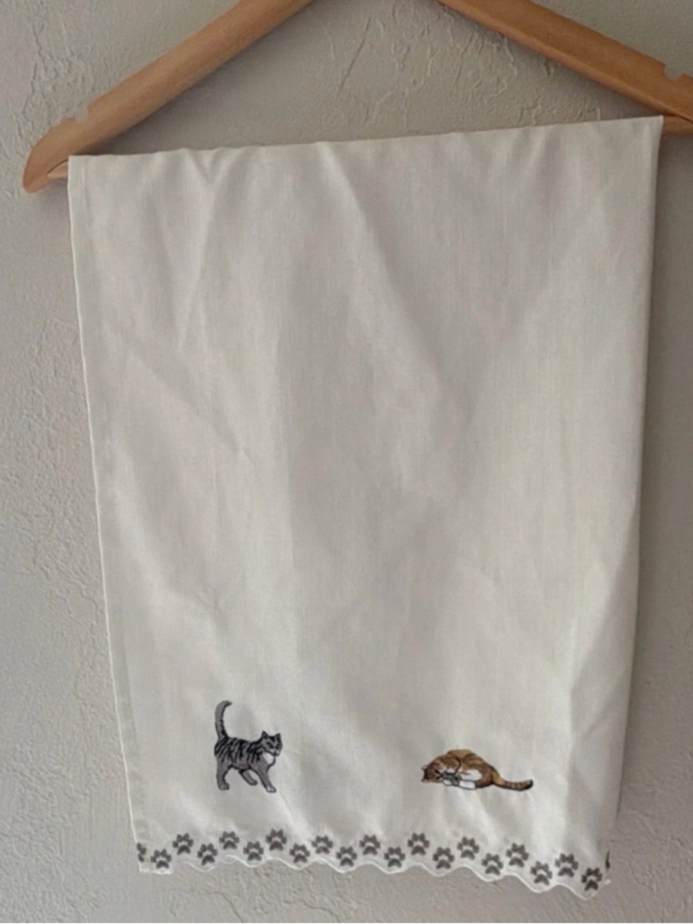 Embroidered Cat Curtain Valance 27.5x37 Off White Kitchen Café Curtain Kitty